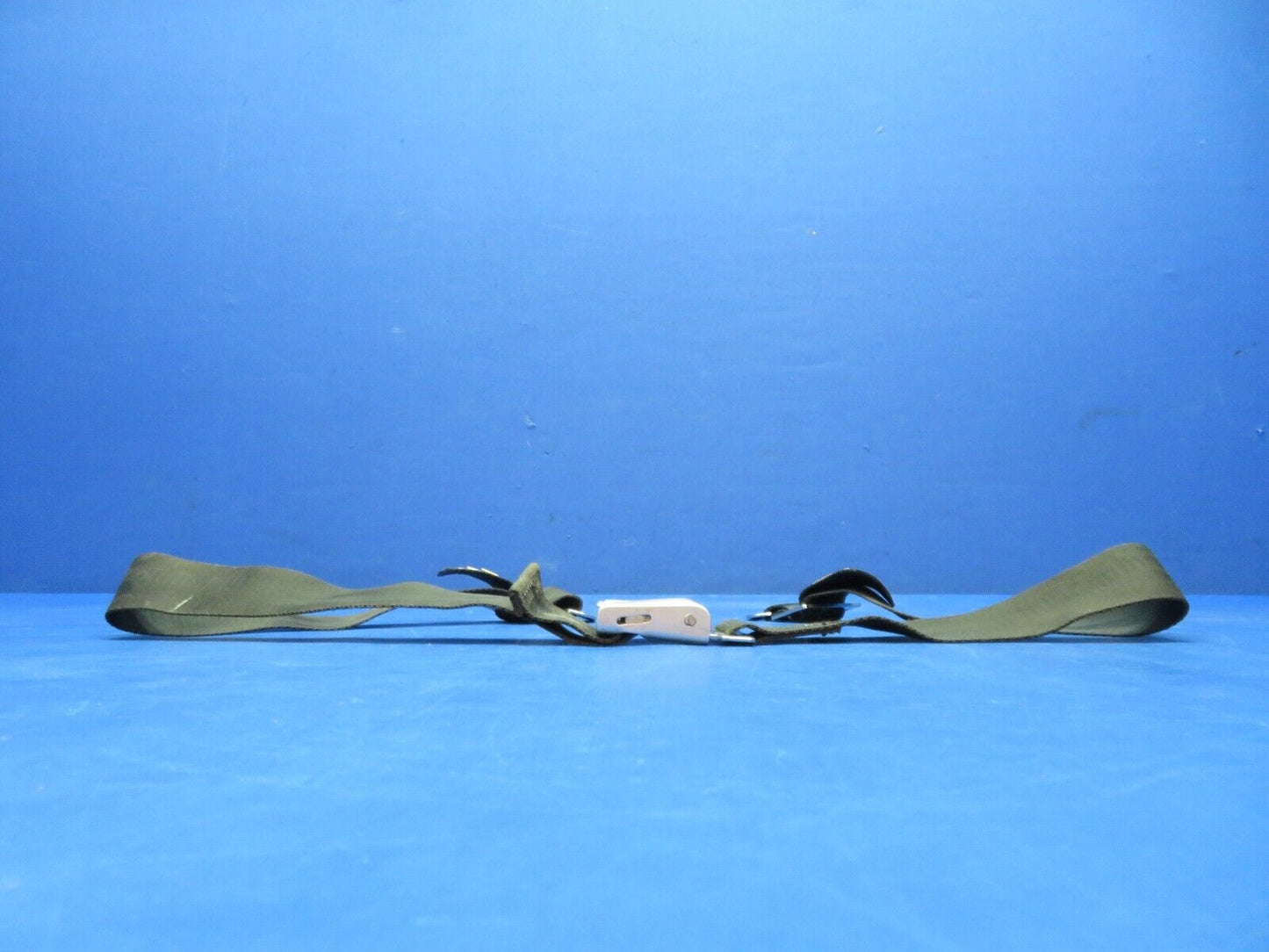 Piper PA-28R-180 American Safety Belt Assy Black P/N 501301-409-2251 (1123-444)