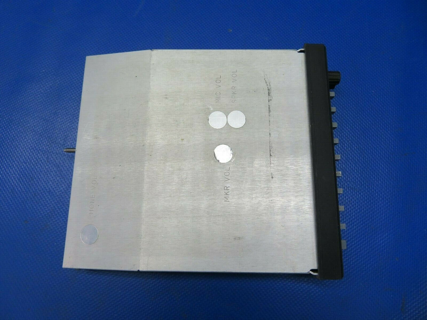 King Marker Beacon Receiver & Isolation Amplifiers P/N 066-1055-03 (0621-964)