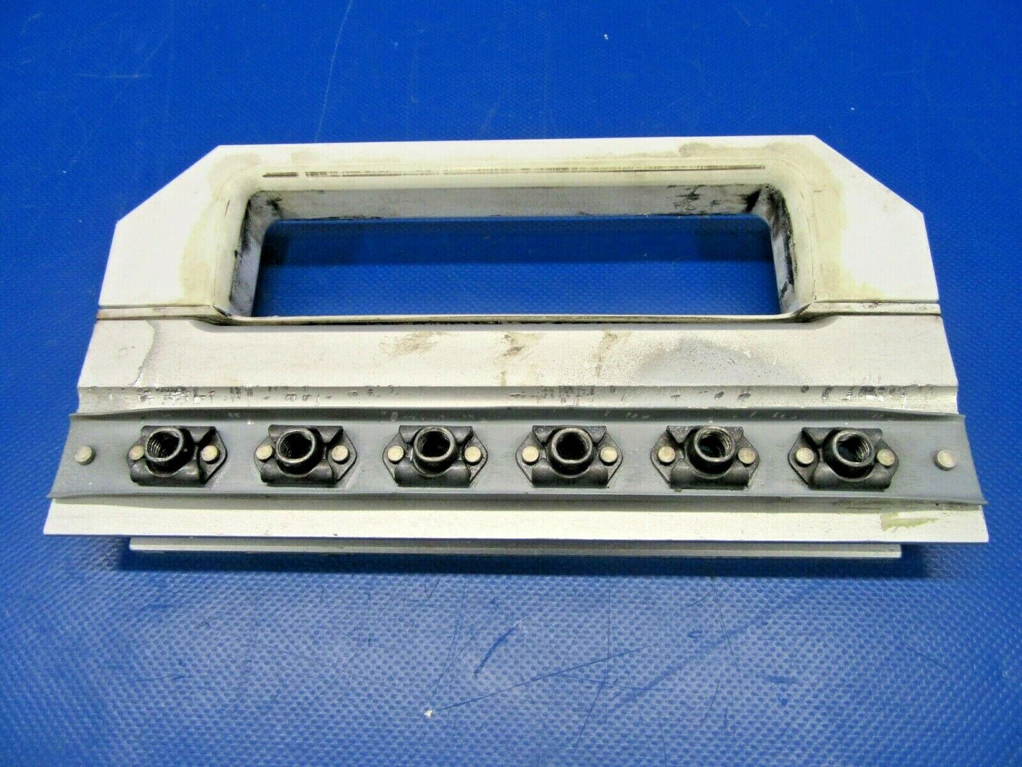 Cirrus SR22 Lower Gear Attachment Clamp P/N 11284-002 (1019-341)