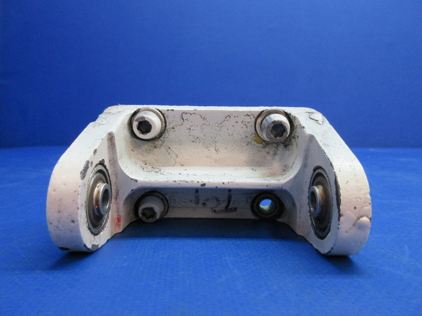 Beech 95-B55 Baron Elevator Hinge Assy P/N 95-610012-15 (0623-756)