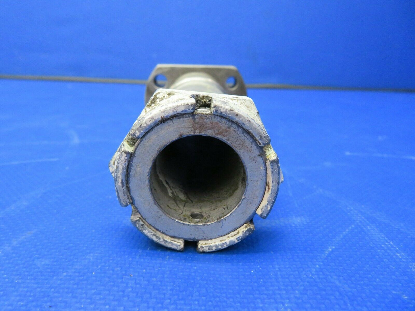 Cessna 170 Main Gear Axle w/ Nut Steel P/N 0441140 (0721-863)
