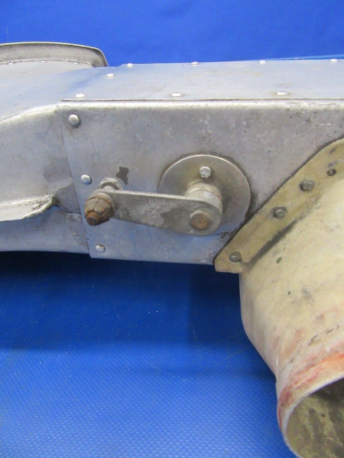 Early Cessna 310 Induction Air Box P/N 0850442-4 (0119-10)
