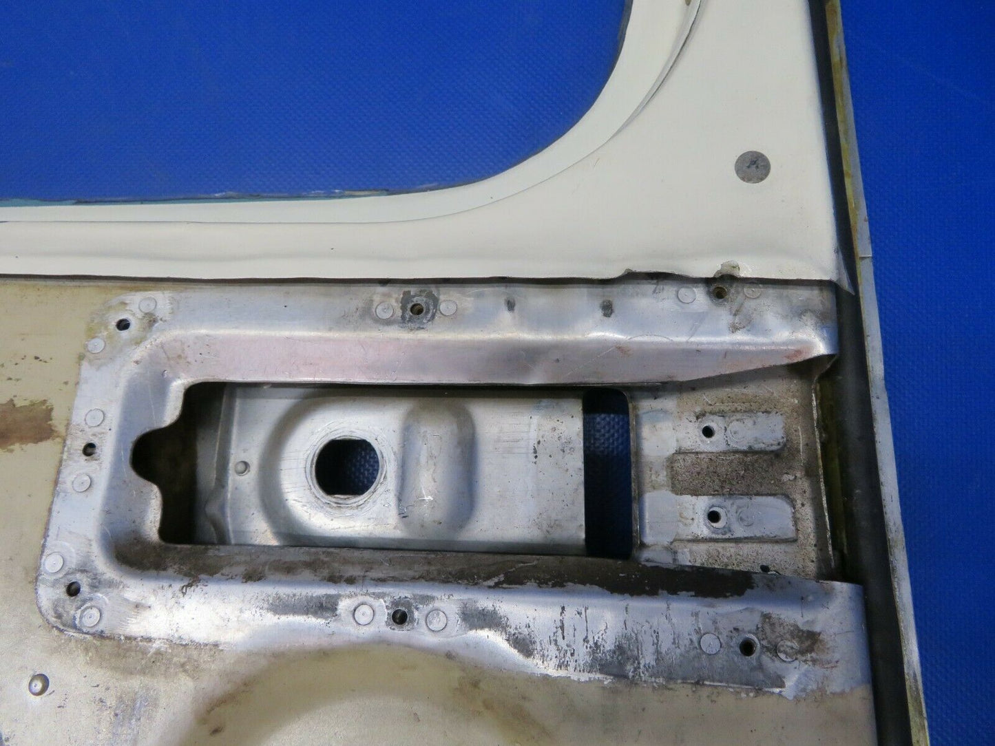 Piper PA-28R-180 Arrow Cabin Door Tinted Clear 67306-00, 67306-000 (0621-882)