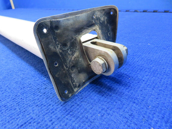 Cessna 150 / 150F LH Wing Strut Assy P/N 0426606 (0822-603)