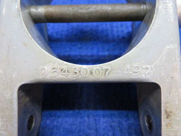 Cessna 150 / 150F Nose Gear Tube LWR Fitting / Torque Link Fitting (0822-602)