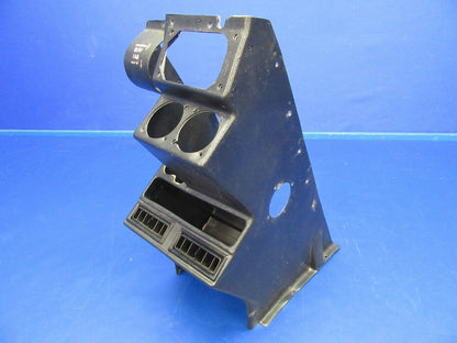 Beech Baron 58P Center Pedestal with Air Conditioning P/N 106-524017-25 (0420-22