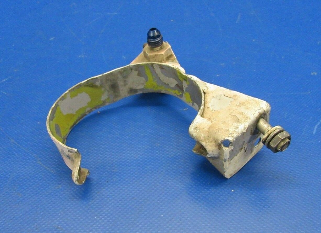 Beech Clamp Main Landing Gear P/N 35-815004-1 (0119-269)