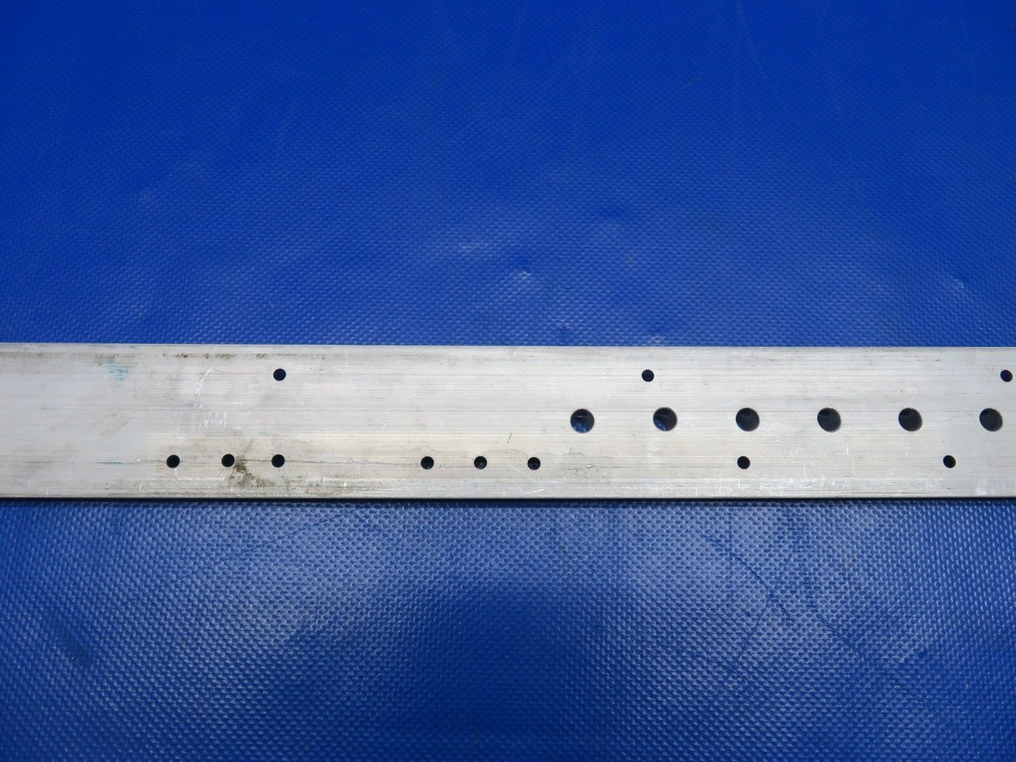 Beech Seat Track Assy P/N 169-400005-359 NOS (0224-1471)