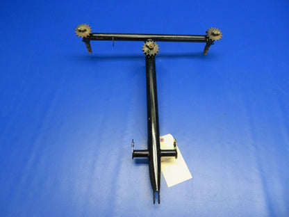 Piper PA-28-140 Tee Bar Control Column P/N 62703-26 (1220-130)