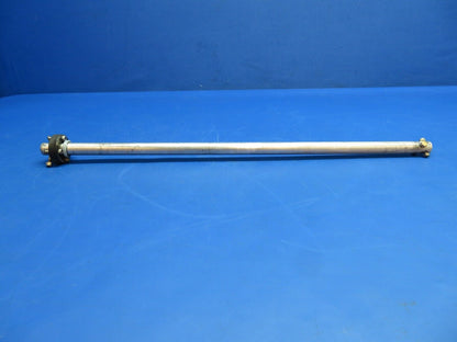 Lake LA-4-200 Control Wheel / Yoke Shaft P/N 2-7114-1 (1222-781)