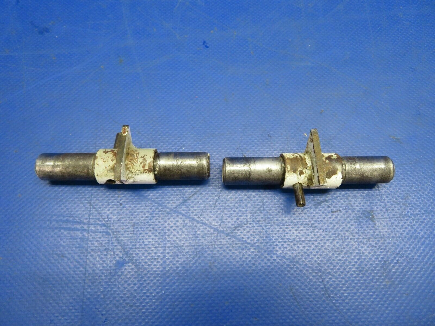 Cessna 310P Main Gear Strut Spacer Upper & Lower P/N 5041121-1 (0720-317)
