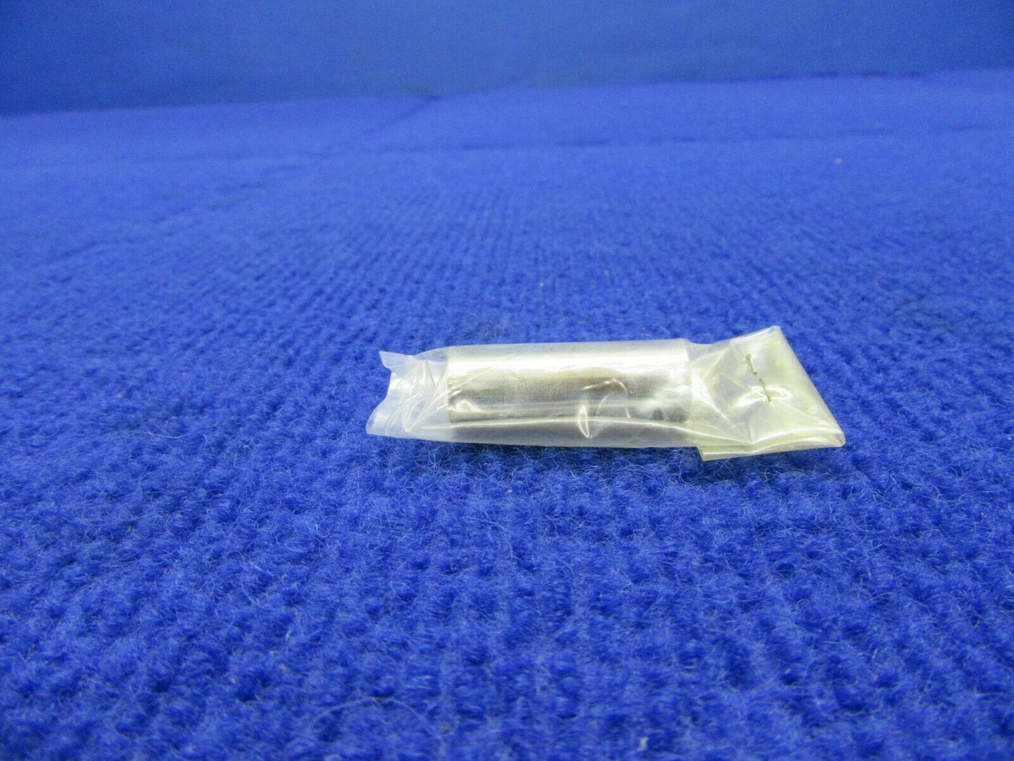 Cessna Wing Bolt Spacer NOS P/N 0841004-6 (1221-493)