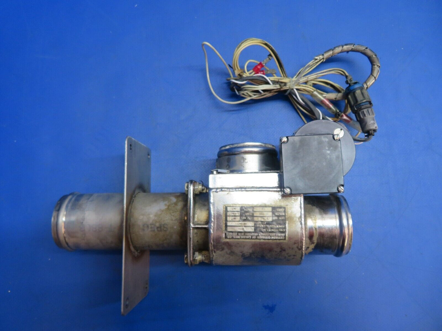 Piper Aerostar 602P Environ Pressure Diverter Valve 28V P/N 980047-01 (0123-801)