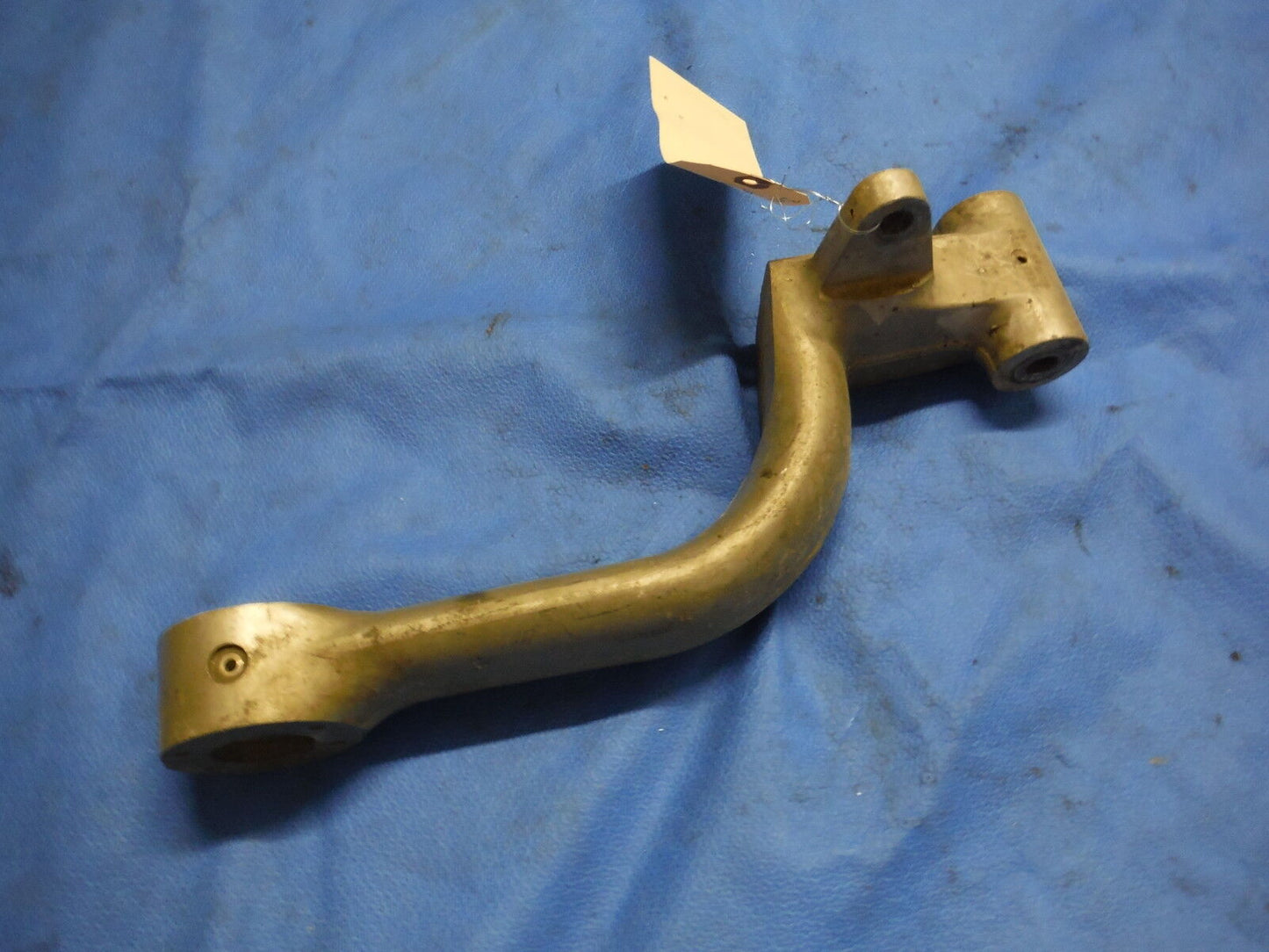 Beech Musketeer Left Main Nose Fork  P/N 169-810010  (415-22)