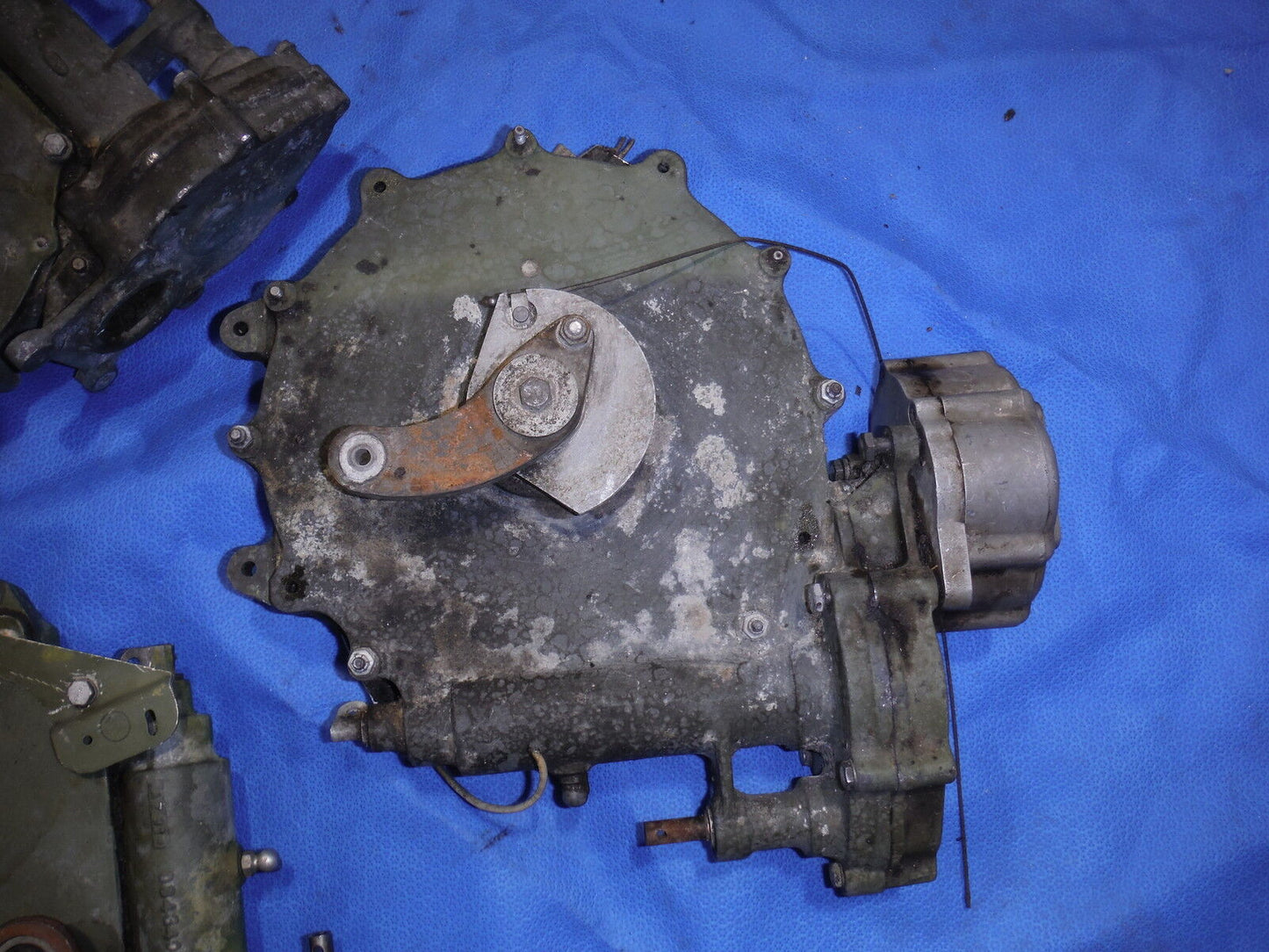 Cessna 310 Gear Box  Lot of 3 P/N 5045002 (0214-76)