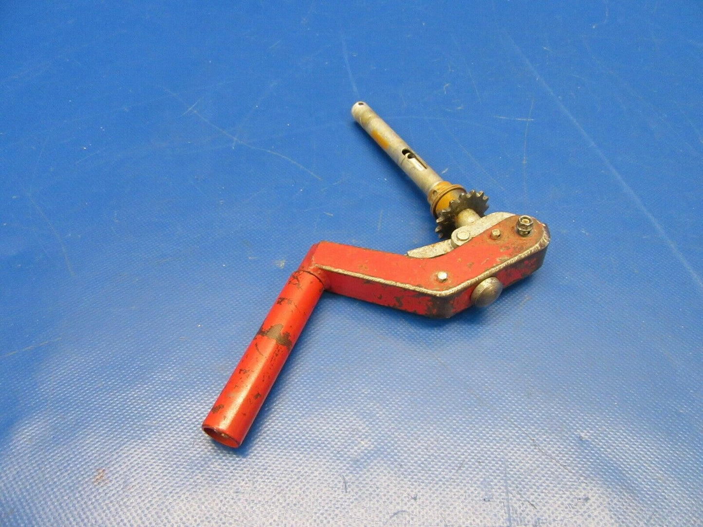 Cessna 310 R Manual Gear Extension Mechanism P/N 0843400-142 (0219-332)