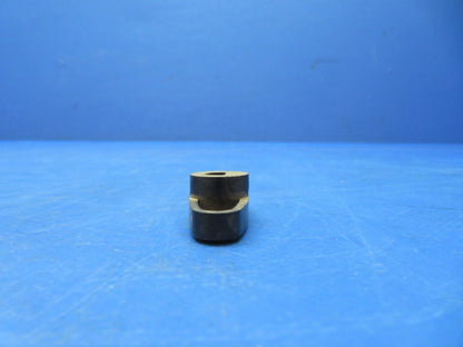 Beech Knob P/N 6307-131 LOT OF 2 NOS (1023-193)