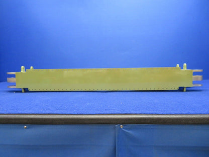 Cessna T210N Main Carry Thru Spar P/N 2110001-3 (0423-106)