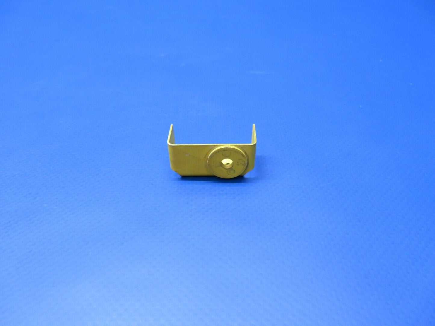 Piper Nose Wheel Door Bracket Assy P/N 21320-006 NOS (0922-359)