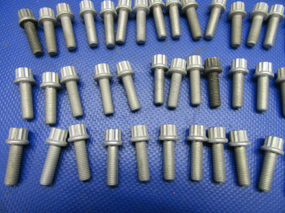 Honewell Aerospace Bolt P/N M59147-11 NOS LOT OF 80 (0921-621)
