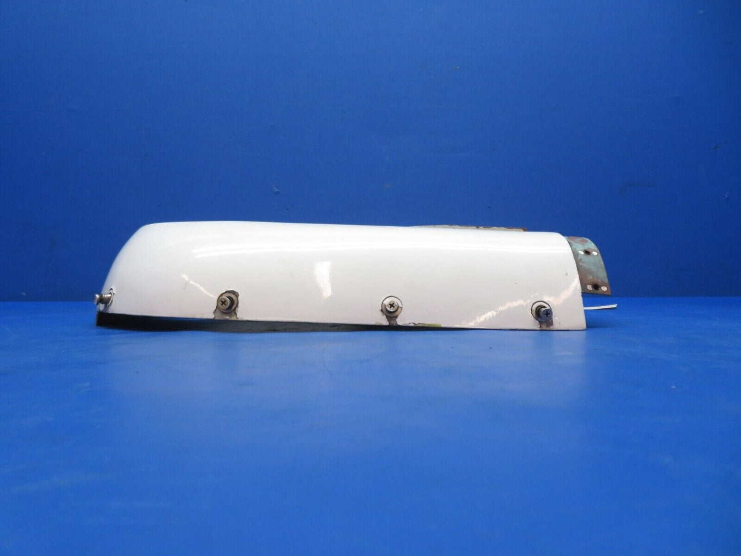 Cessna 310 / 310Q RH Nose Cap Assy P/N 0851119-14 (0923-467)