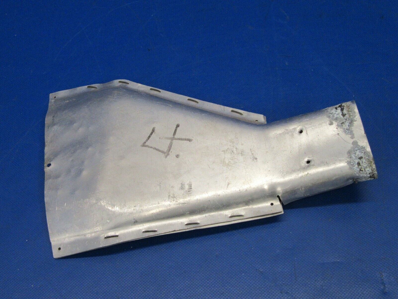 Cessna 210 / P210N Duct Cabin Heat LH 1250503-1 (0919-256)