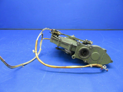 Cessna 310 Landing Gear Actuator / Gear Box P/N 0894000-11 (1021-430)
