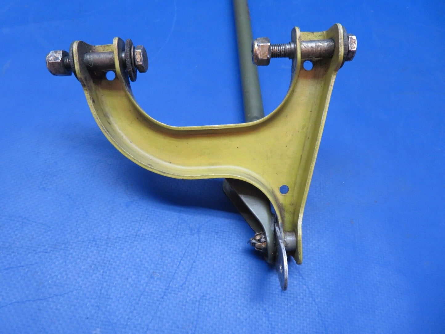 Beech 95-B55 Rod Assy LH Main Gear Door Actuator P/N 45-815003-3 (0523-1016)