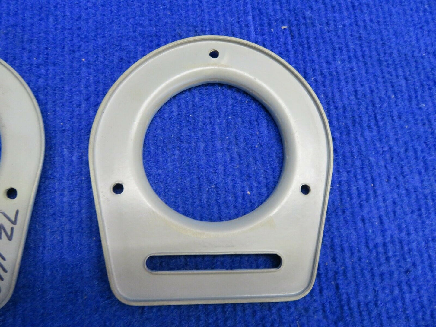 Piper Cover Assy Air Vent Flange LOT OF 2 P/N 65735-19 Blue Plastic (0222-621)