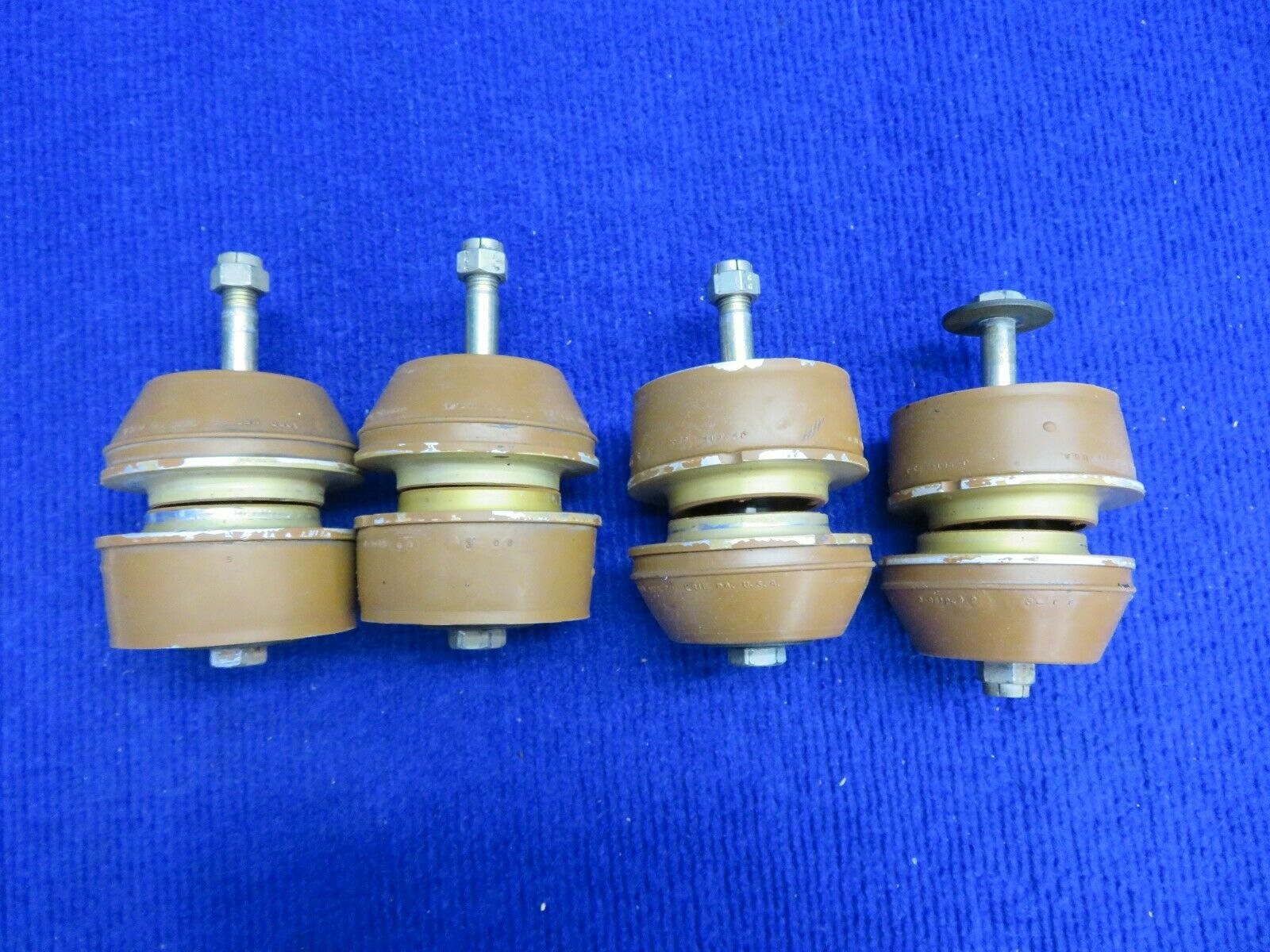 Piper PA-28R-201T Lord Engine Shock Mount P/N J-9612-33 SET OF 4 (0222-753)