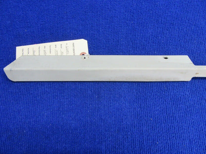 Cessna 150 / 150K Retainer Headliner P/N 0414018-1 (1221-519)