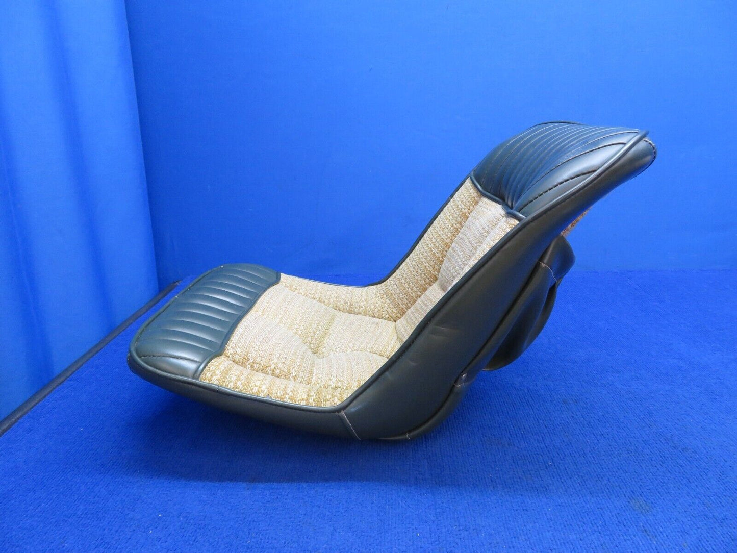 Bellanca 17-30 Viking Bucket Seat Assy Pilot or Co-Pilot P/N S-1 (0822-19)