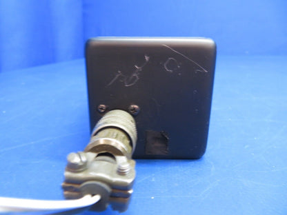 Mid-Continent Attitude Indicator P/N 4200-10 (0223-790)