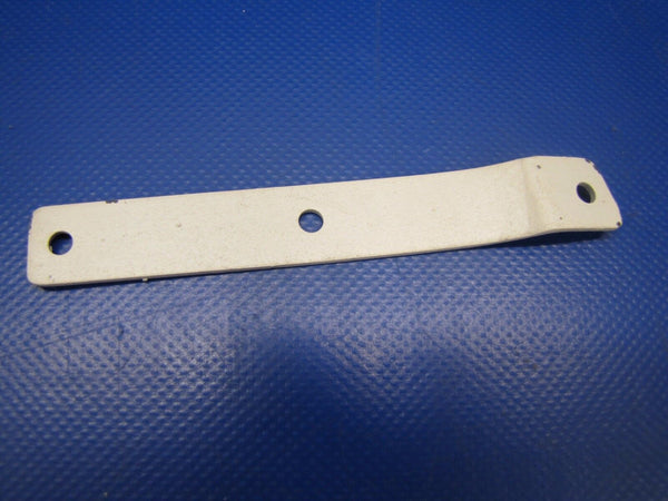 Cessna 188 Bracket - Empennage Cutter LH P/N 1631017-1 NOS (0517-49)