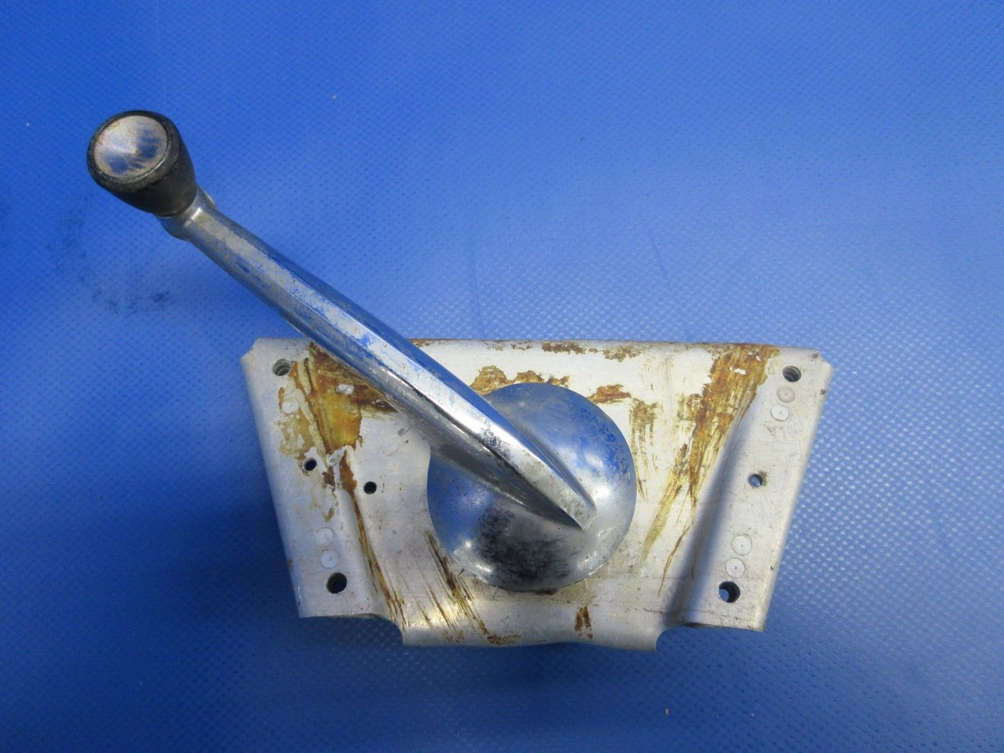 Piper Cherokee PA28 Stabilator Trim Crank P/N 464-023 (0224-1114)