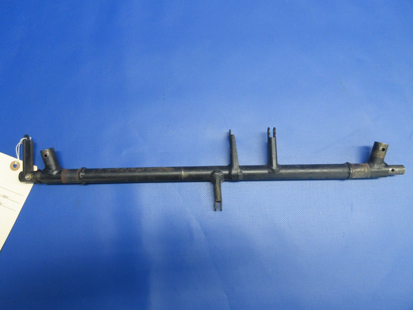 Cessna 210 Rudder Bar Assy RH P/N 1260418-8 (0124-1304)