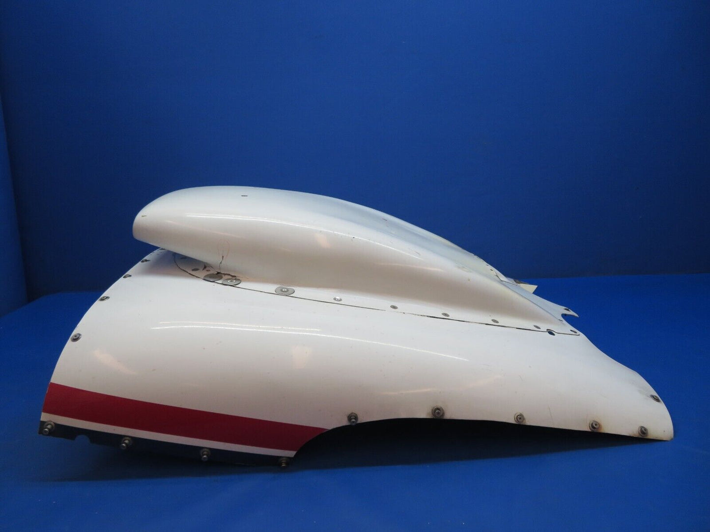 Piper Aerostar 602P RH LWR Cowling Assy P/N 230024-513 (0123-947)