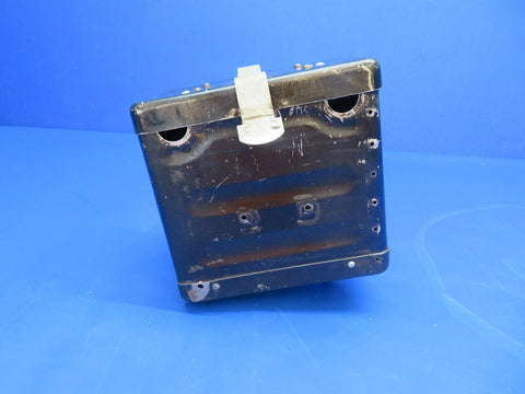 Cessna 150 / 150K Battery Box Assy w/ Lid P/N 0413402-2, 0413402-6 (0922-851)