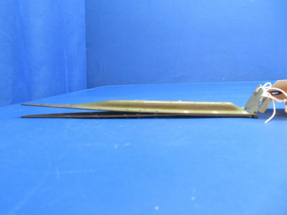 Cessna Hinge Assy - Cabin Door P/N 0511106-107 NOS (1122-631)