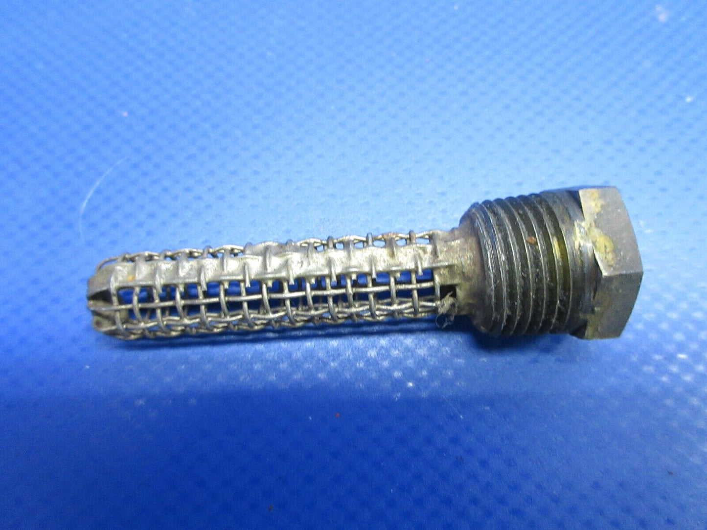 Cessna 210 Fuel Finger Strainer P/N 1726045-6 (0224-1218)