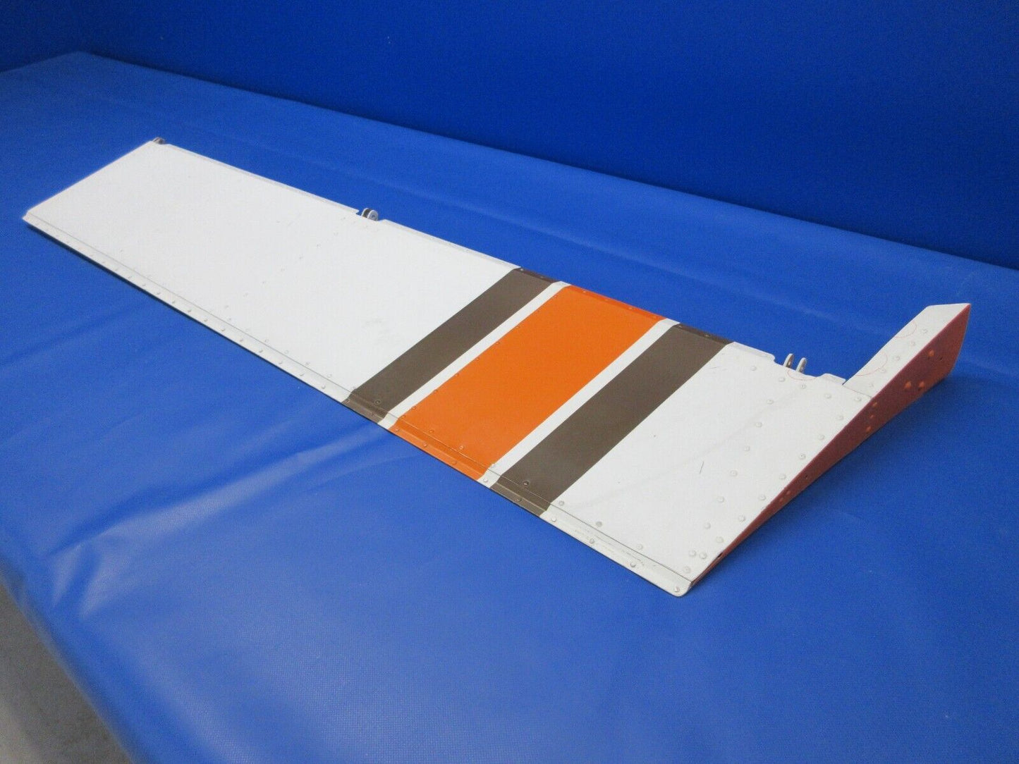Mooney M20 / M20E RH Aileron P/N 2200-2 / 230000-2 (0124-05)