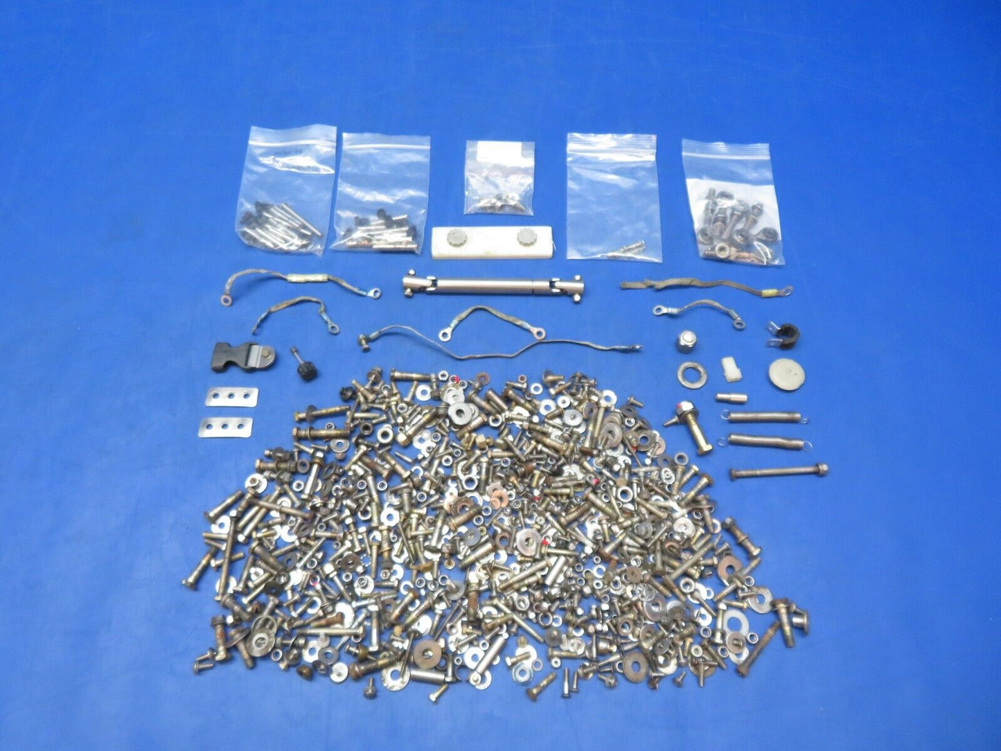 Diamond DA-42 Miscellaneous Hardware LOT (1023-554)