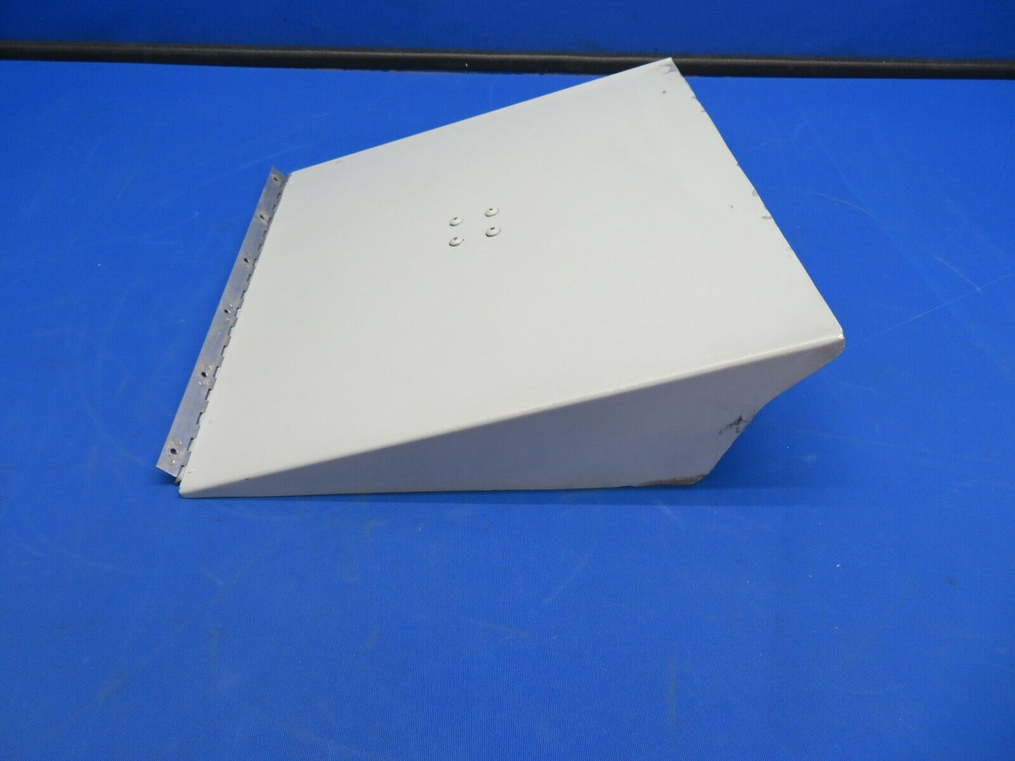 Beech Baron 58P Cowl Flap P/N 102-910033-1 Alt P/N 102-910033-19 (0920-134)