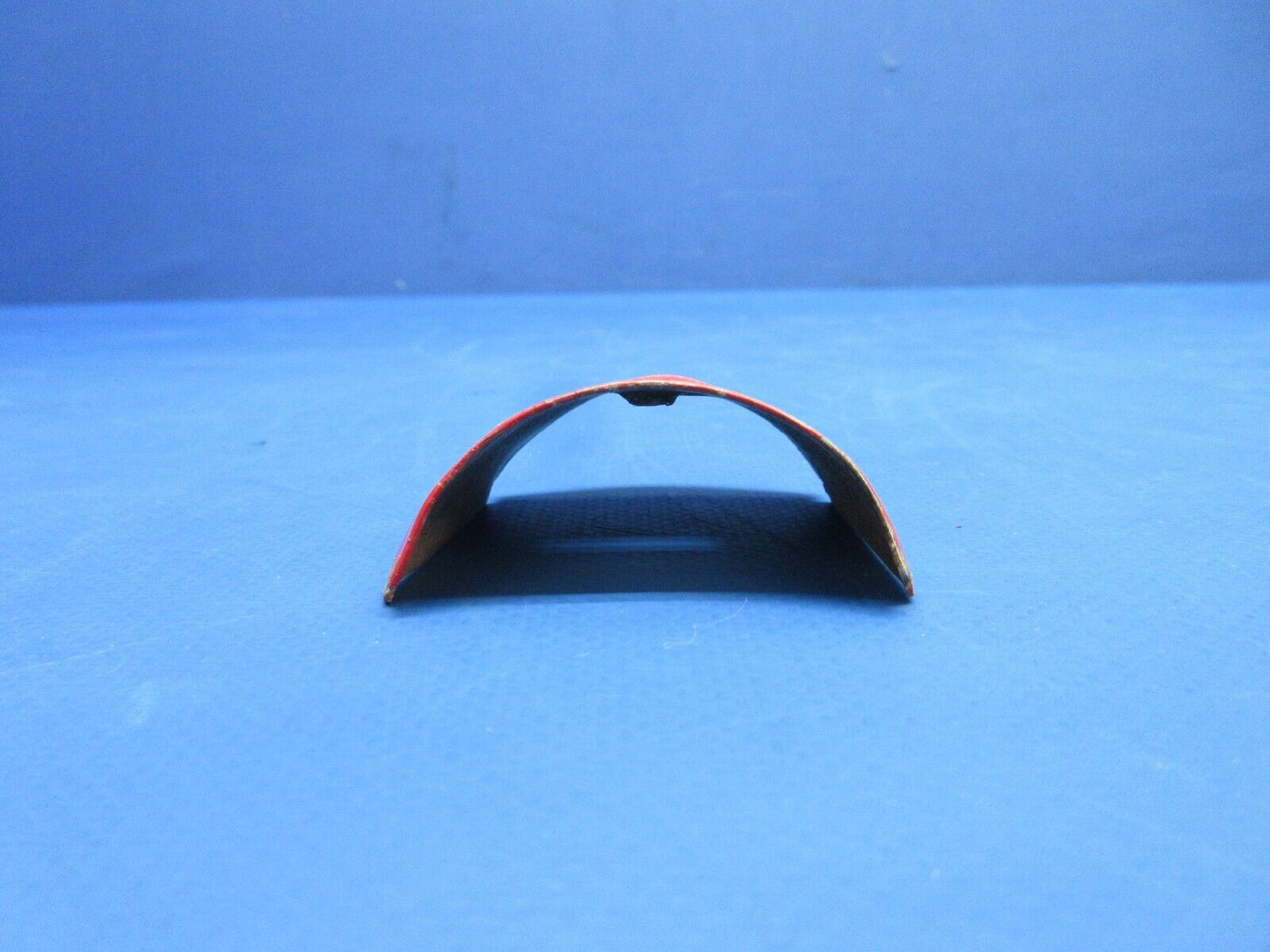 Cessna 172 / 172C Nav Light Shield P/N 0423007-1 (0723-252)