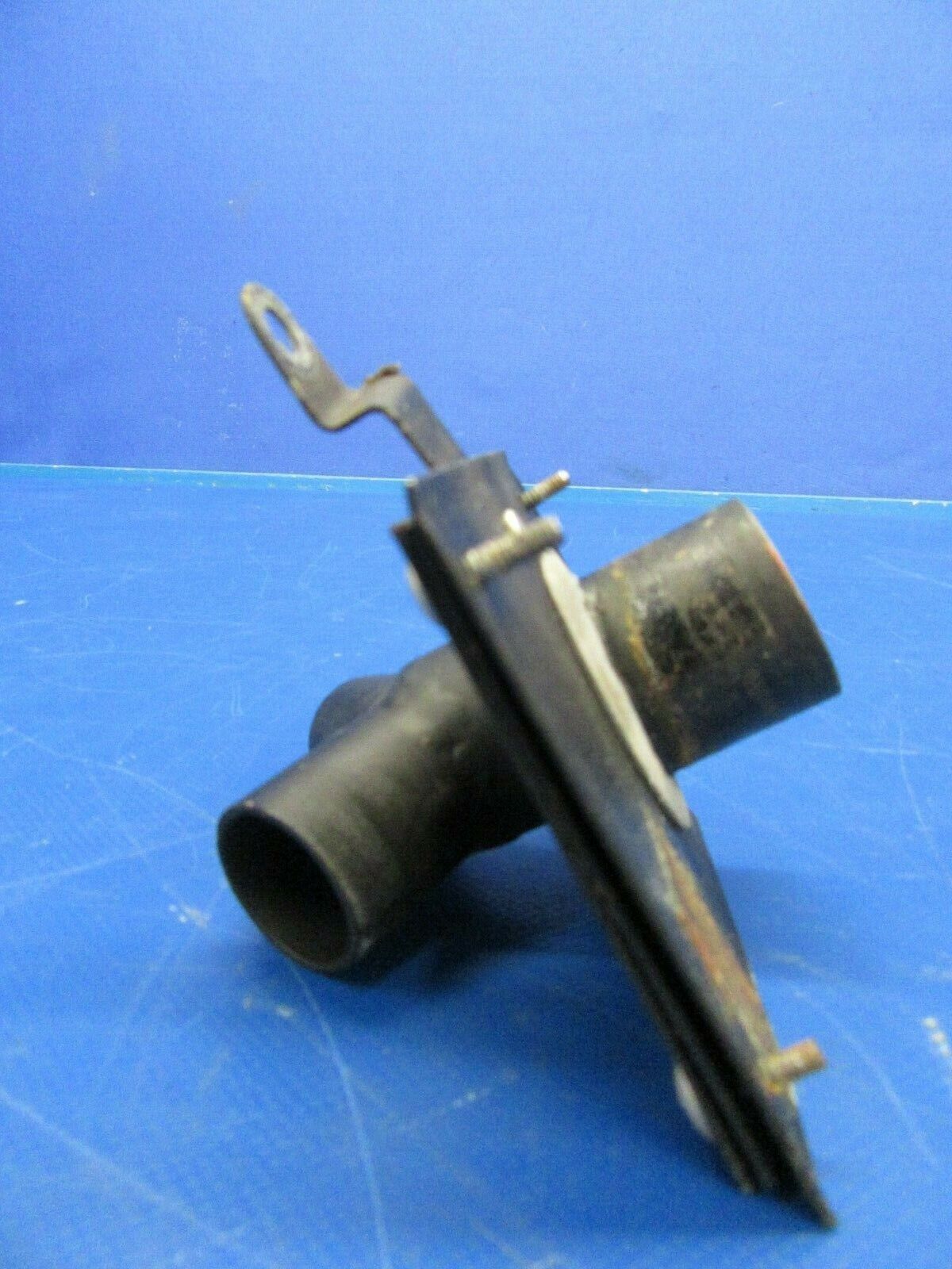 Piper PA-24-250 Comanche Tube / Valve Defroster Outlet 22363-00 (1219-33)