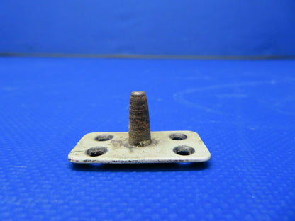 Piper PA-31 Navajo Pin Assy Top Cowl P/N 41812-00, 41812-000 (0521-706)