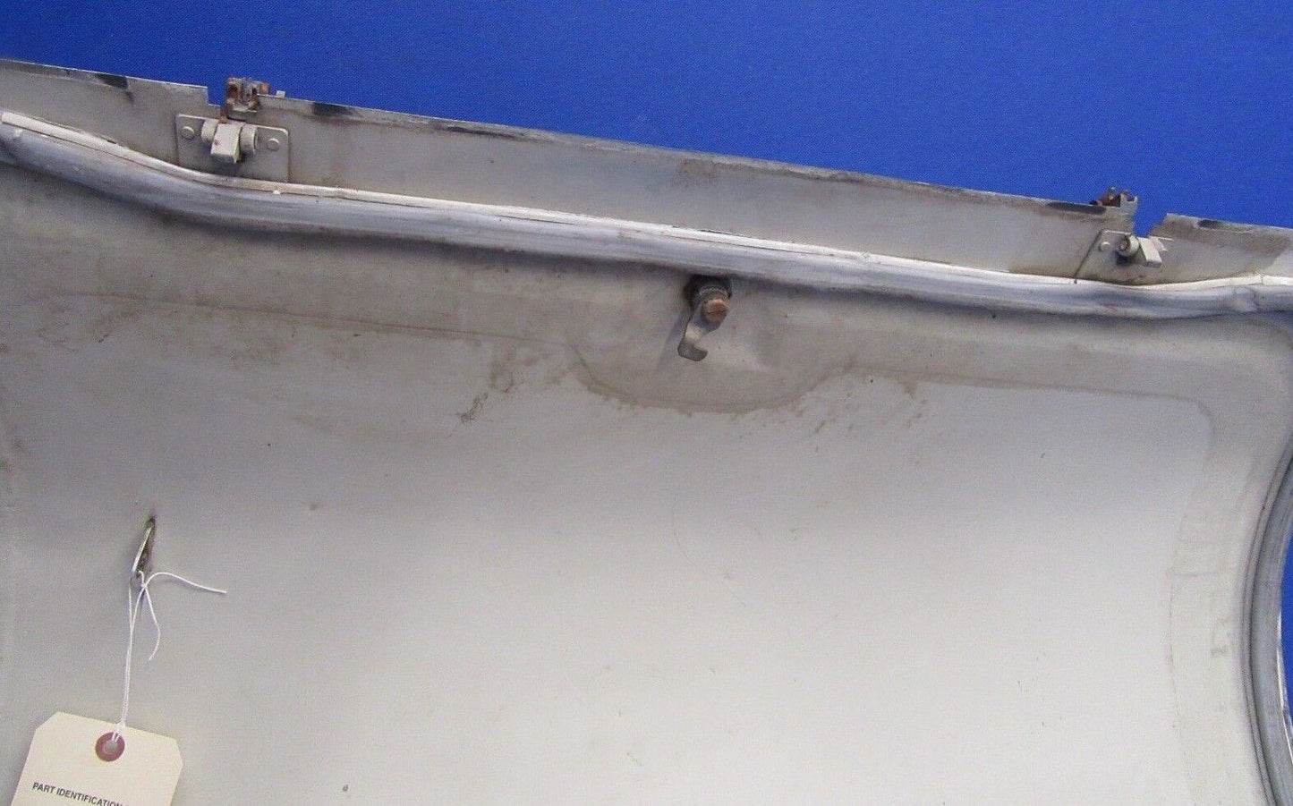 Cessna 421 Nose Baggage Door RH P/N 5113013-30 (1218-36)