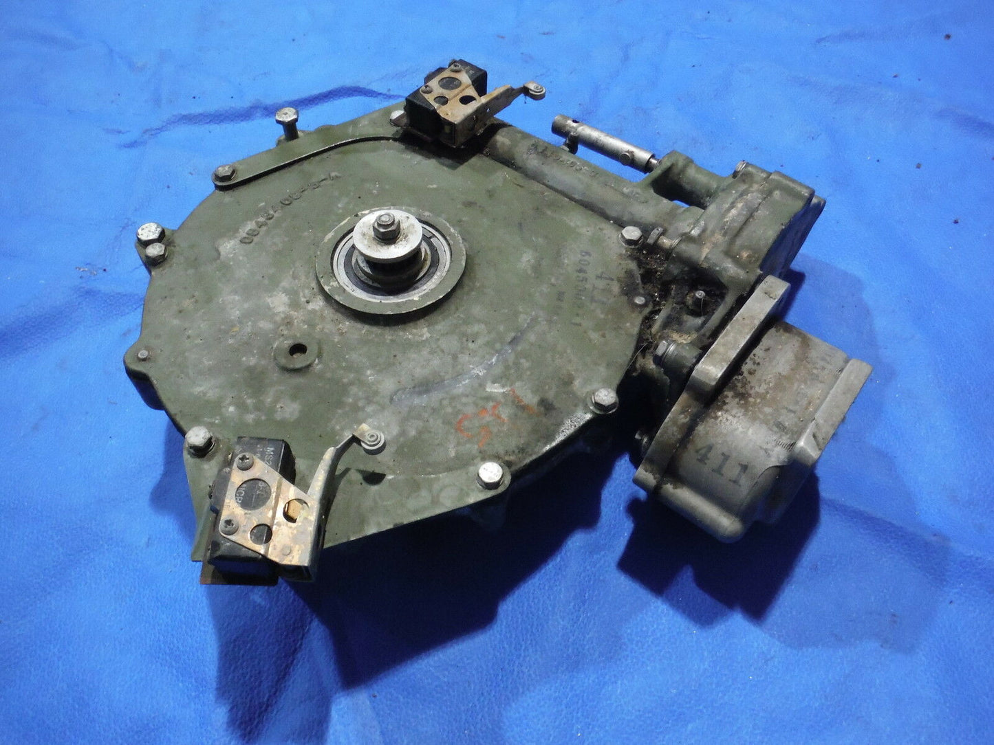 Cessna 310 Gear Box  P/N 5045002-1 or 5118327-2 (0214-77)