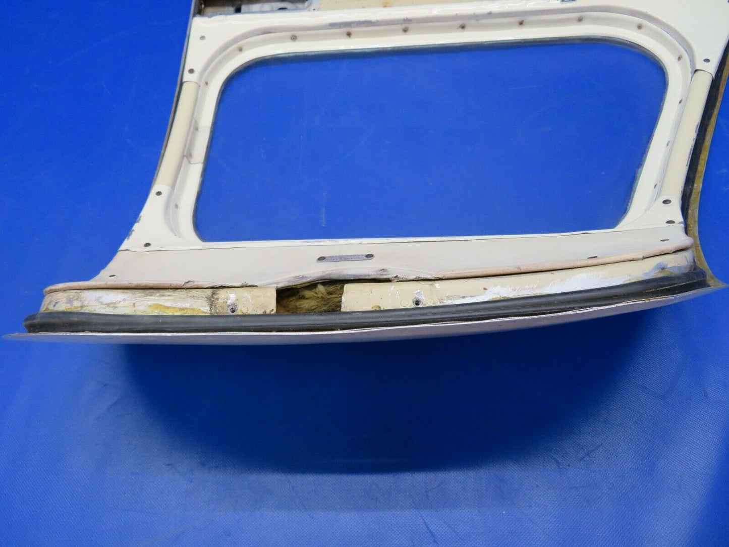 Piper PA-28R-180 Arrow Cabin Door Tinted Clear 67306-00, 67306-000 (0621-882)