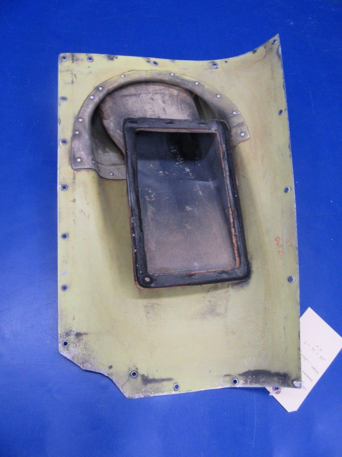Beech Baron 58P Induction Air Door Assy Cowling RH P/N 102-910018-15 (0318-292)